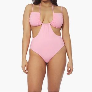 🟣 NWOT WeWoreWhat Ruched One Piece Swimsuit